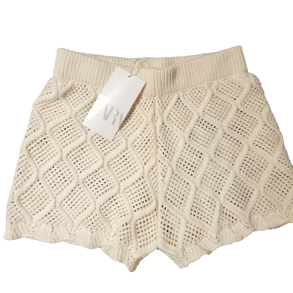 Zara Cream Knit Shorts